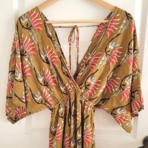 Bucketlist Floral Dress Size Small